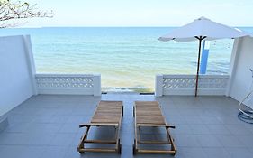 Mien Trung Beach House Phu Quoc